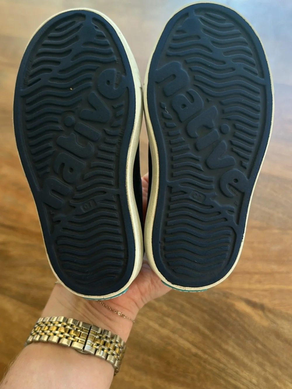 Native Jefferson Slip-On Kids Shoes in Navy